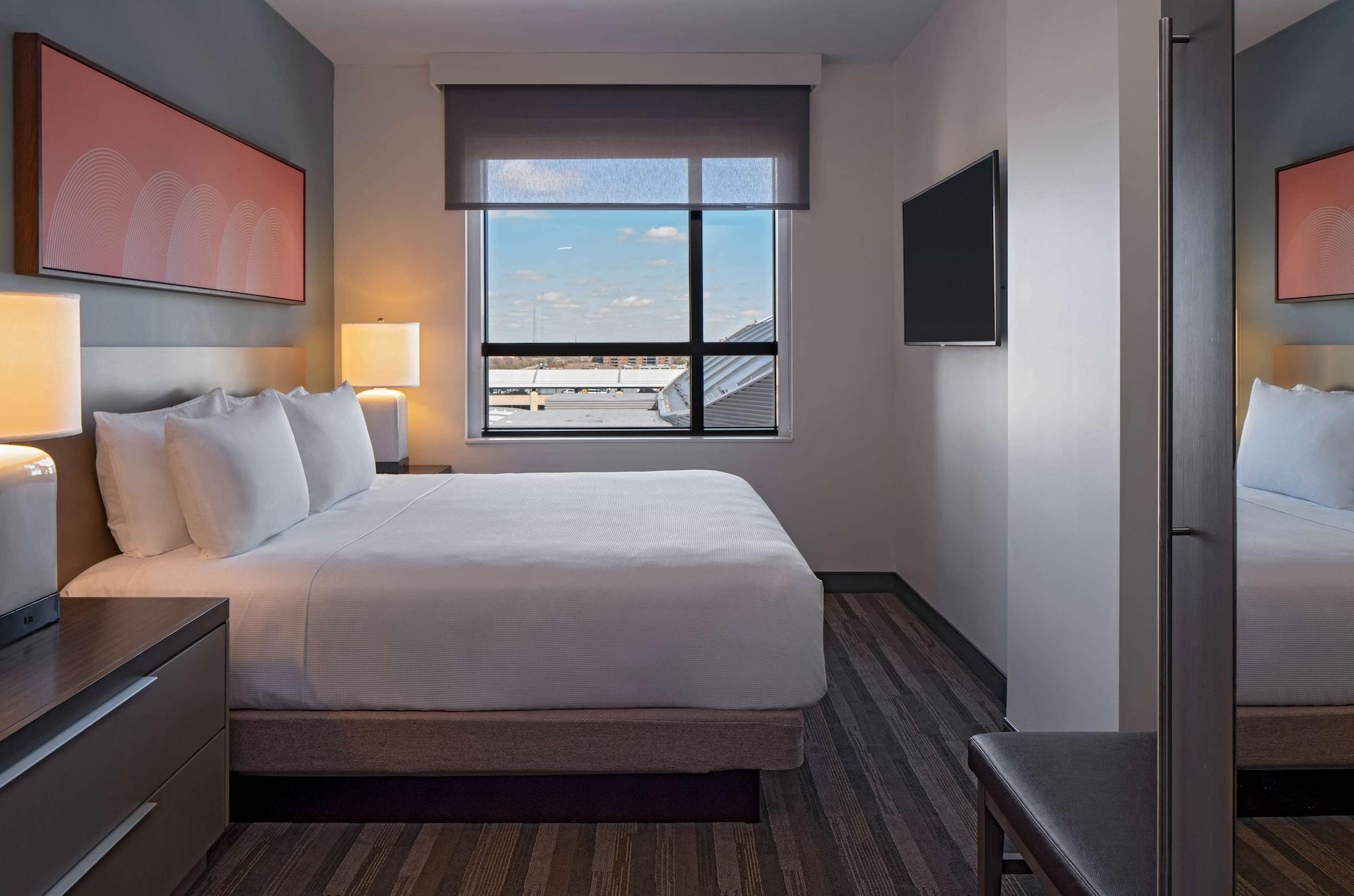 Hyatt House Indianapolis Downtown Hotel Exterior foto