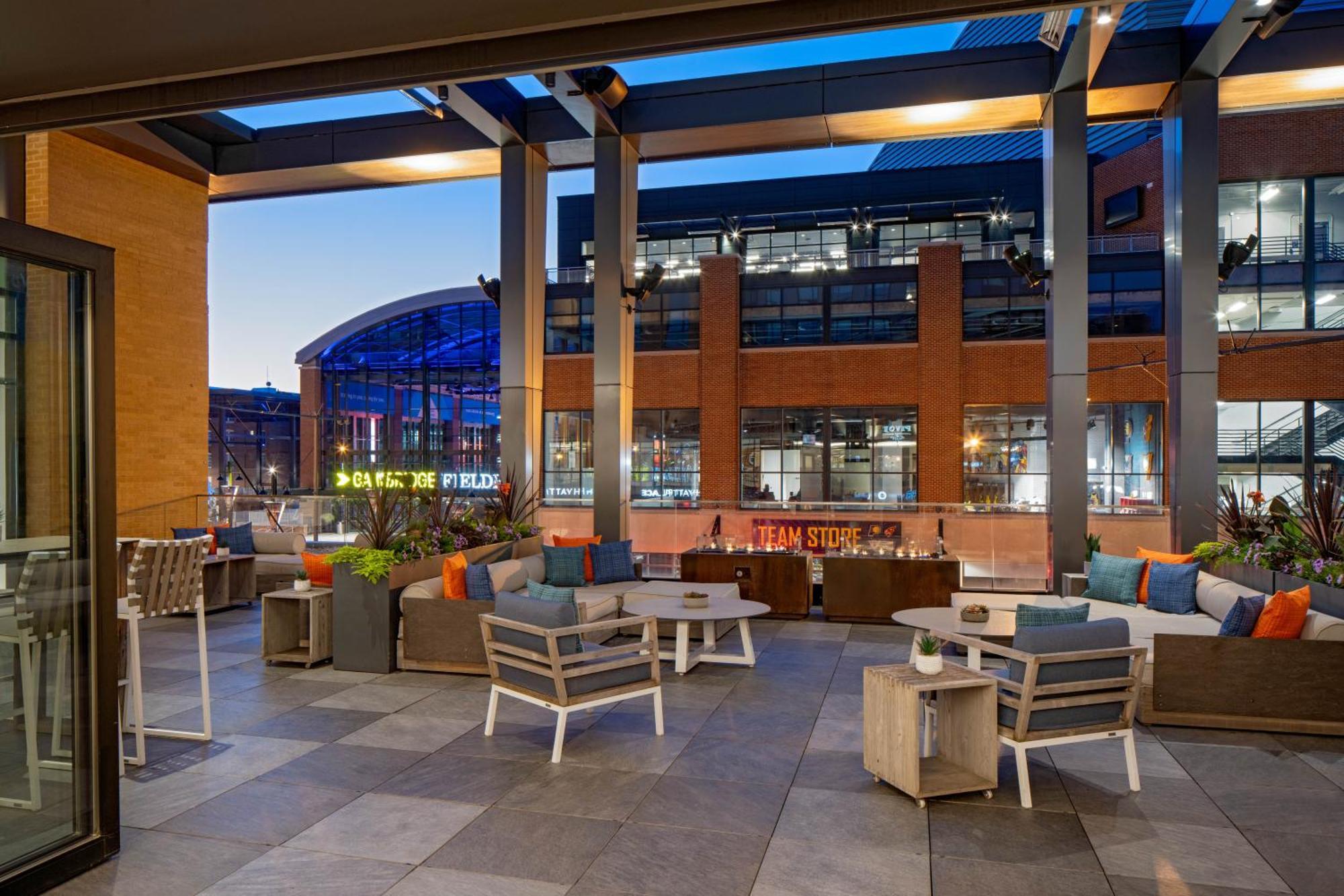 Hyatt House Indianapolis Downtown Hotel Exterior foto