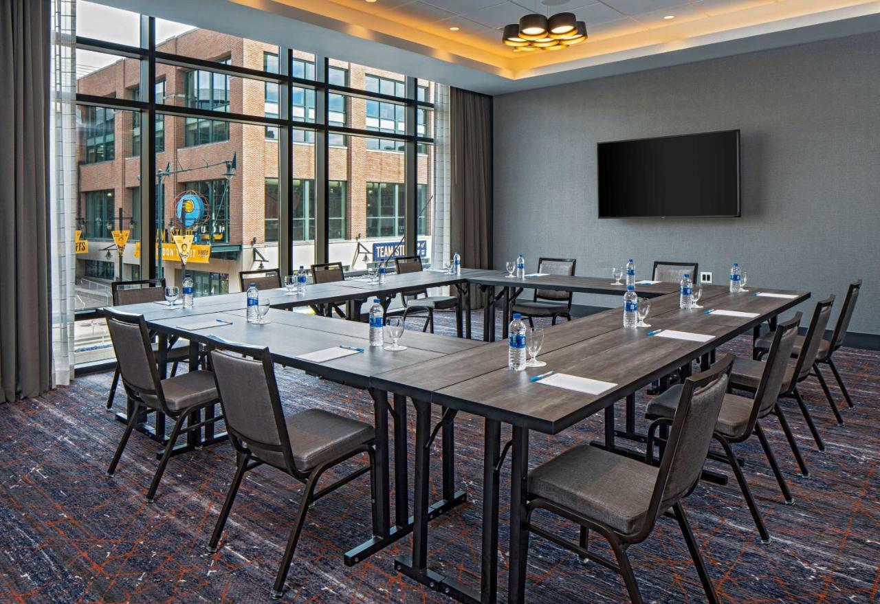 Hyatt House Indianapolis Downtown Hotel Exterior foto