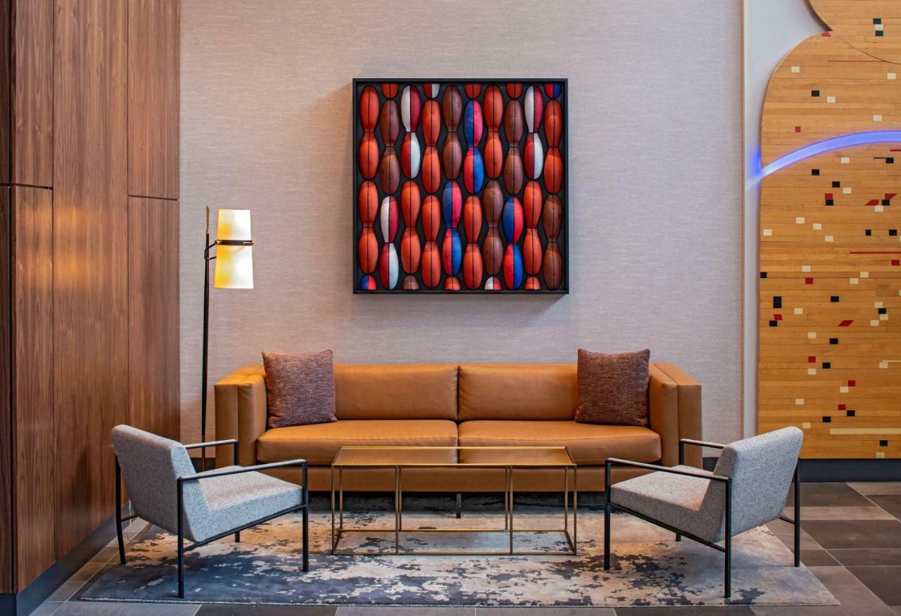 Hyatt House Indianapolis Downtown Hotel Exterior foto